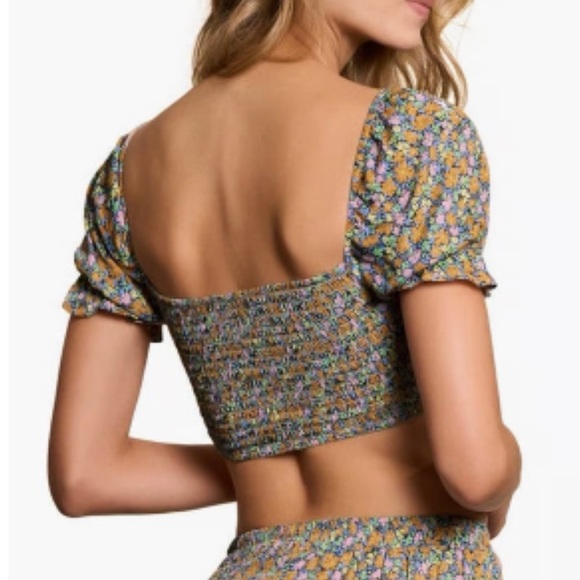 Maaji Blossom Briella Cover-Up Crop Top Ditsy Floral Short Sleeve Ribbon Tie NWT - Picture 3 of 11